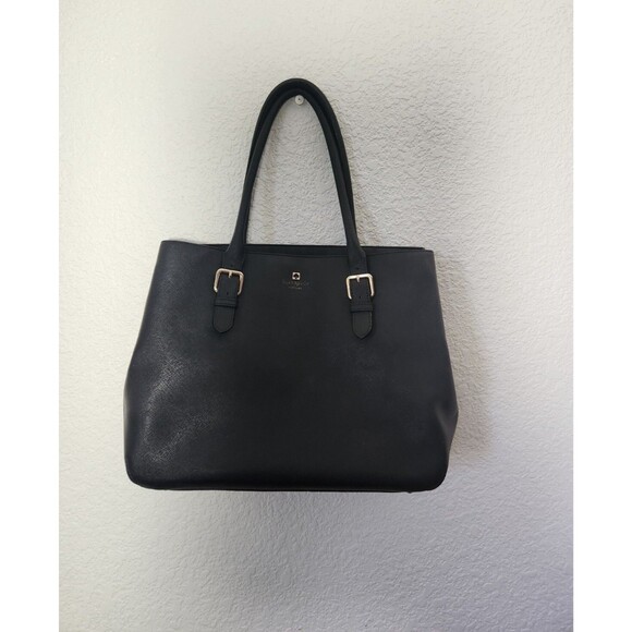 Black Kate Spade New York Shoulder Bag - RN 0102760 CA- 57710 Used Inside Spots
